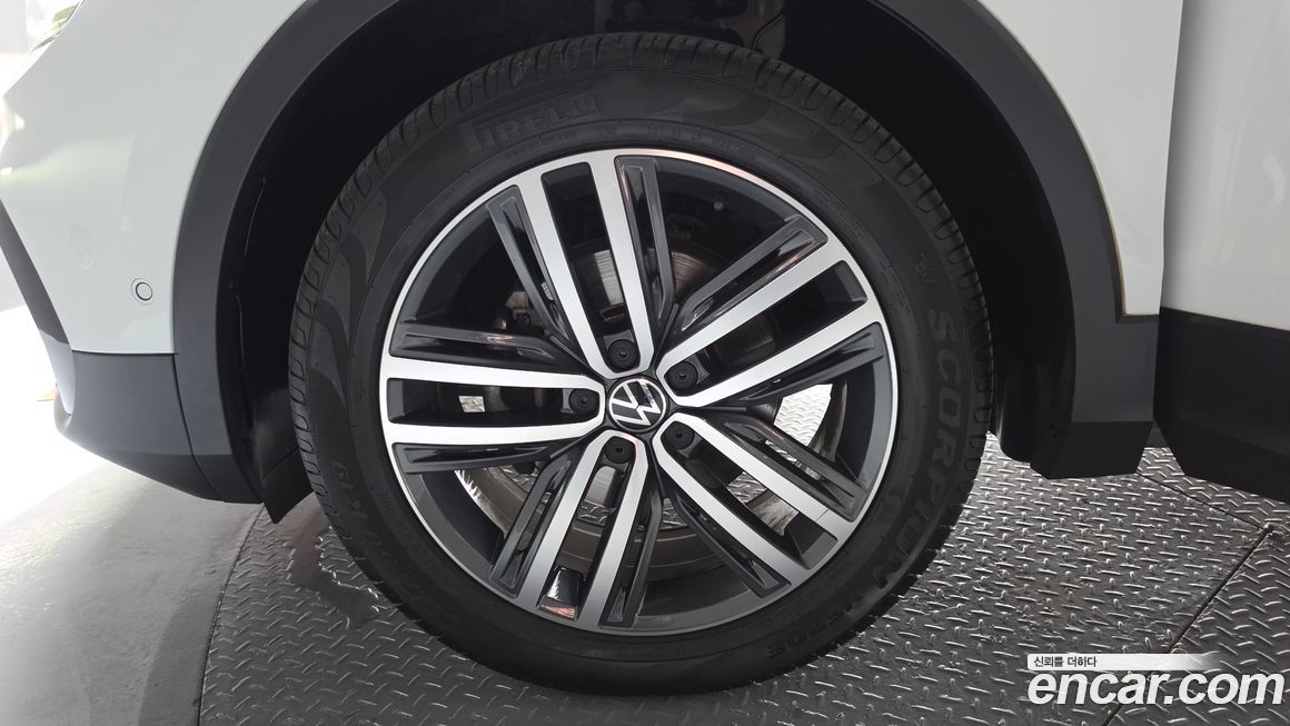 Volkswagen Tiguan 2.0 TDI 4Motion Prestige, 2023