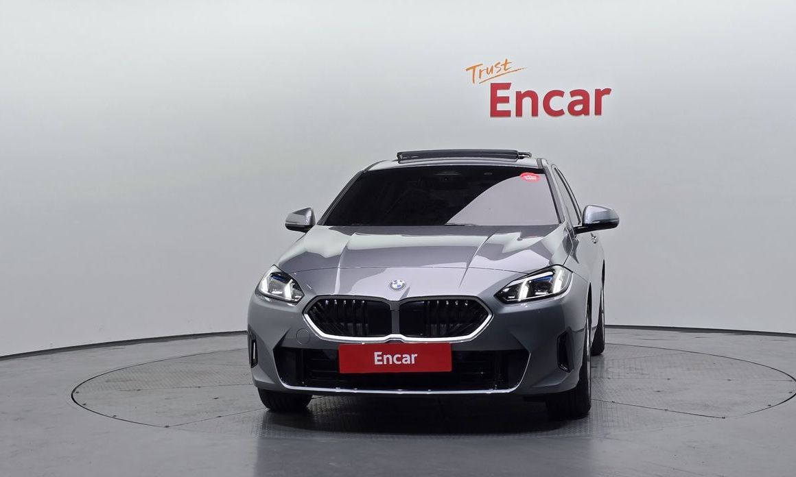 BMW 1-Series 120, 2025