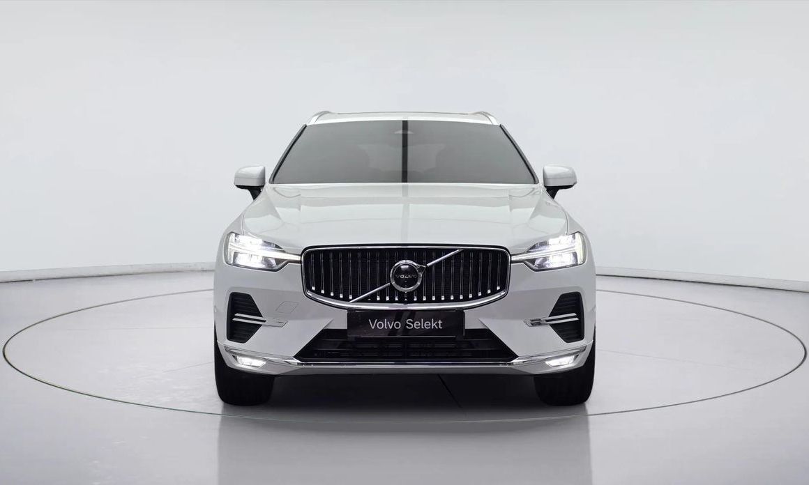 Volvo XC60 B5 Ultimate Bright, 2024
