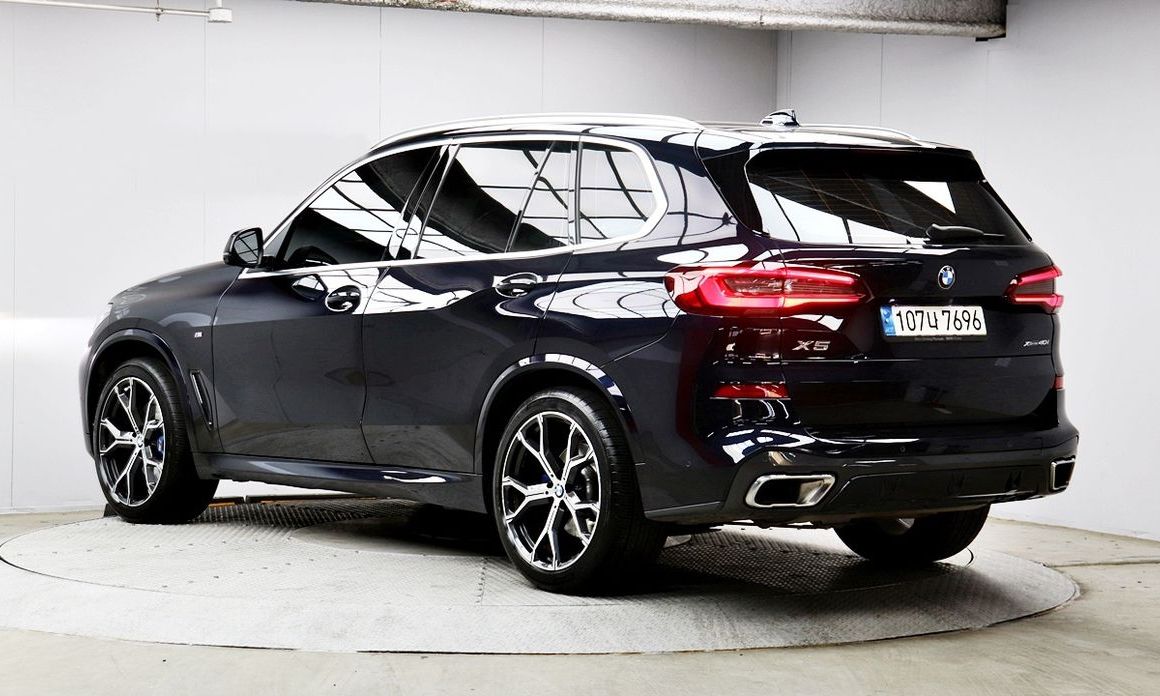 BMW X5 xDrive 40i M Sport, 2022