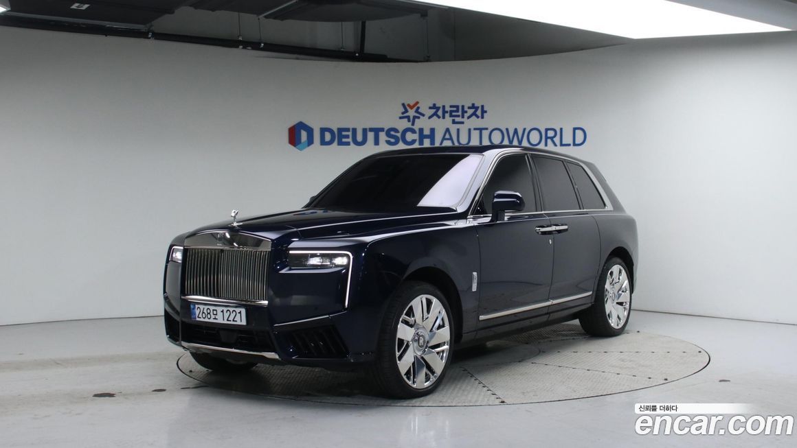 Rolls-Royce Cullinan 6.7 V12, 2025