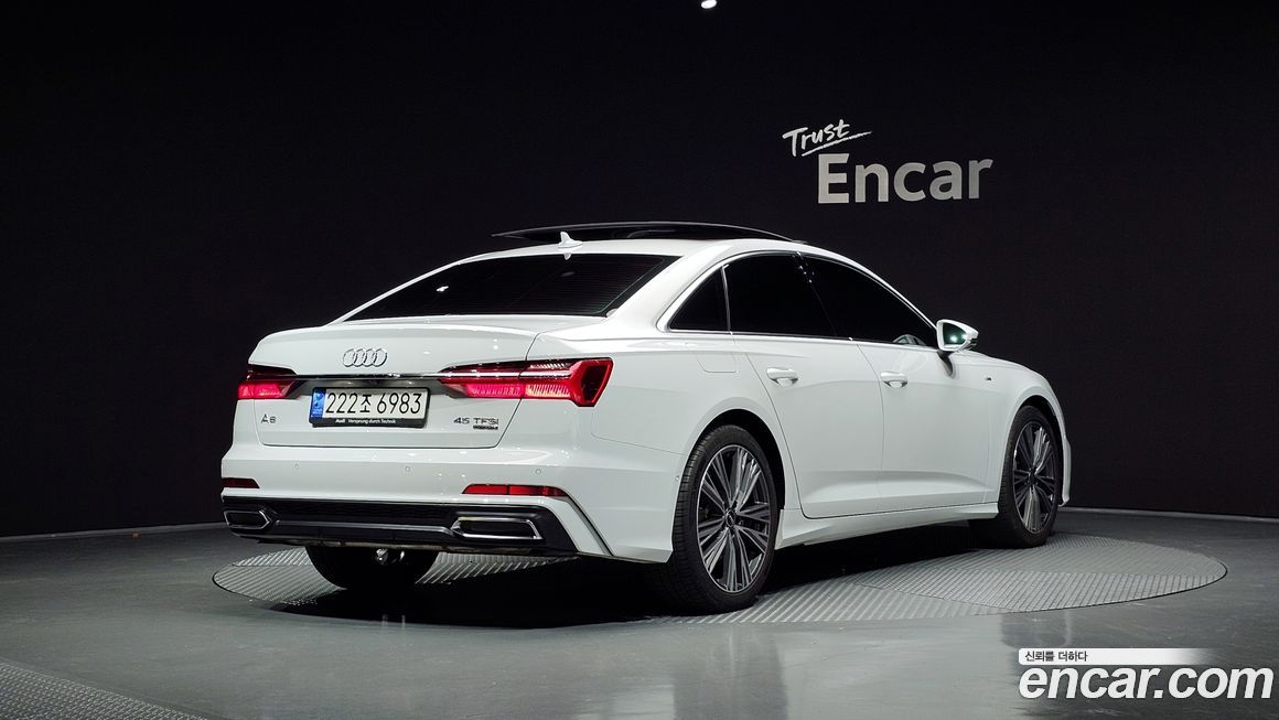 Audi A6 45 TFSI Quattro Premium, 2023