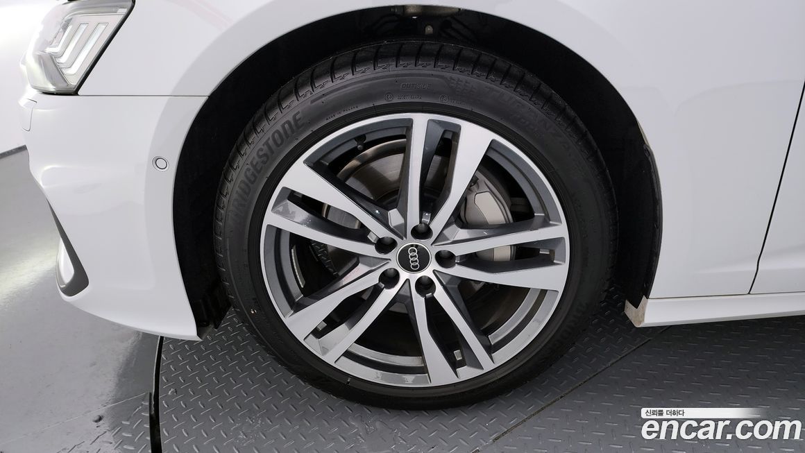 Audi A6 45 TFSI Quattro Premium, 2023