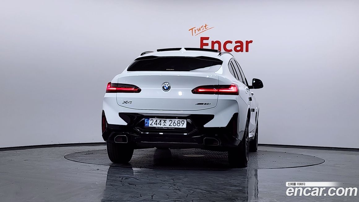 BMW X4 xDrive20i M Sport, 2023