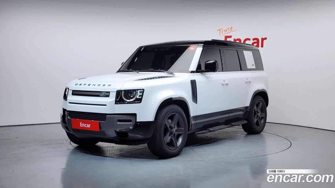 Land Rover Defender 110 P300 X-Dynamic SE, 2024