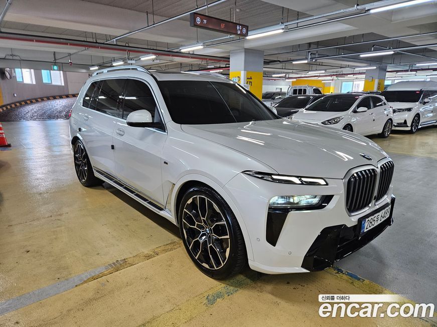 BMW X7 xDrive 40d M Sport 6STR, 2025