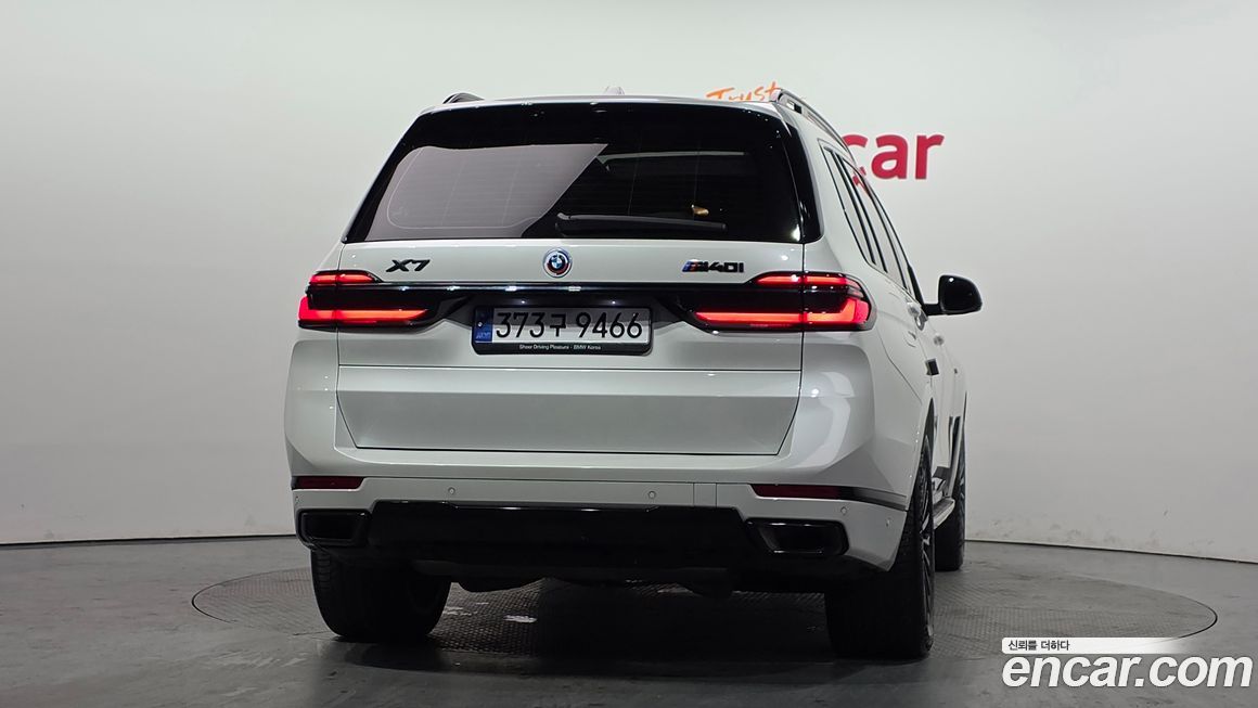 BMW X7 xDrive 40i Design Pure Excellence 7-Seater, 2024