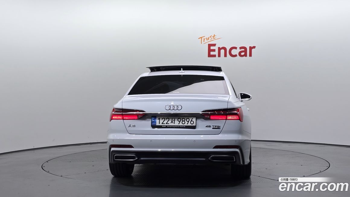 Audi A6 45 TFSI Quattro Premium, 2023