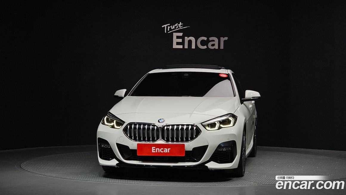 BMW 2-Series 220i M Sports, 2023