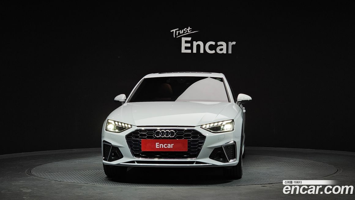 Audi A4 40 TFSI Premium, 2023