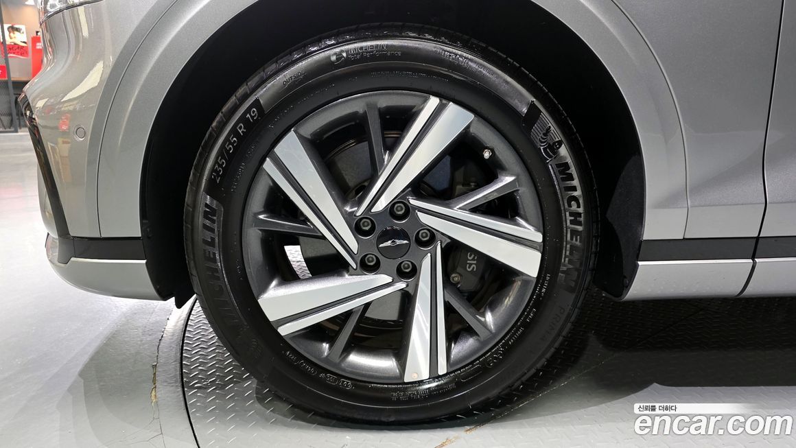 Genesis GV70 2.5T Gasoline 2WD, 2025