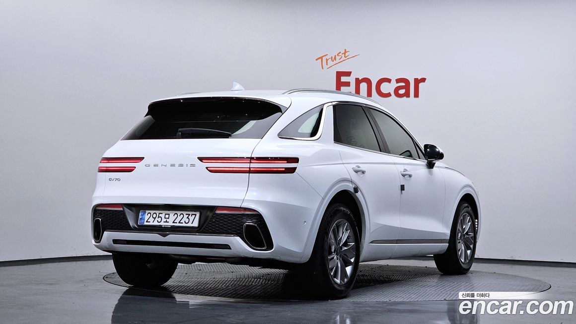 Genesis GV70 2.5T Gasoline 2WD, 2024