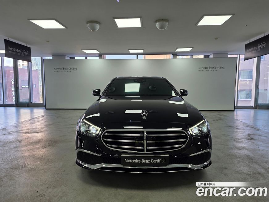 Mercedes-Benz E-Class E220d 4MATIC Exclusive, 2022