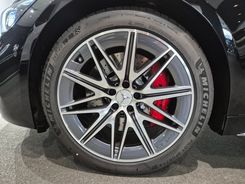Mercedes-Benz AMG GT 4Door 43 4MATIC+, 2025