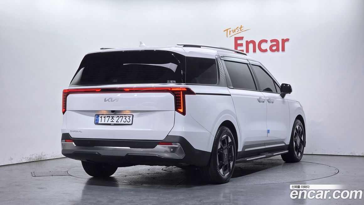 Kia Carnival 9-Seater Noblesse, 2025