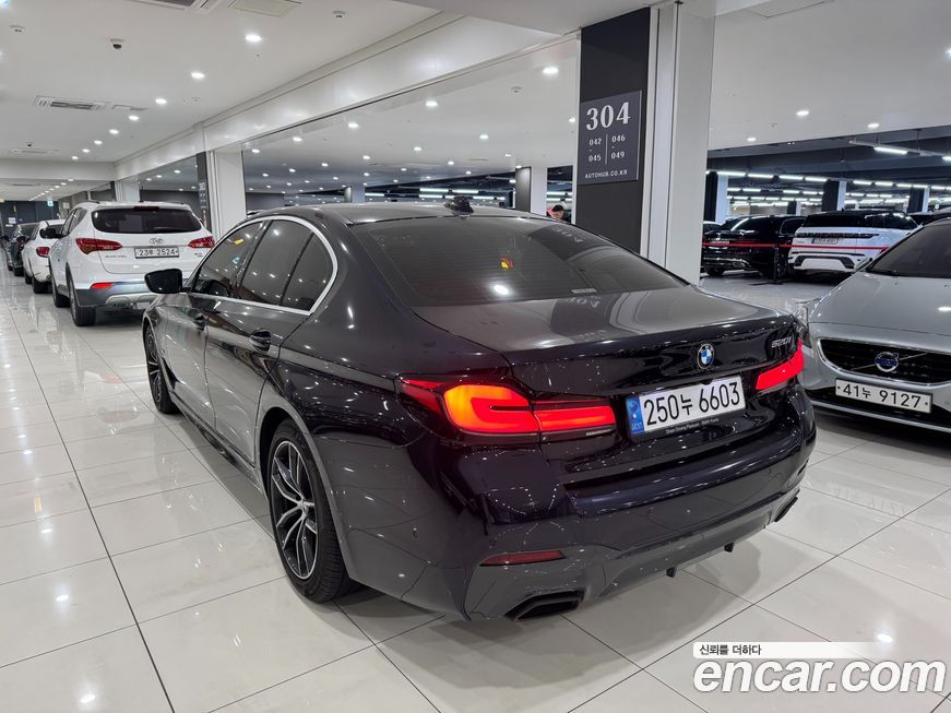 BMW 5-Series 520i M Sport, 2023