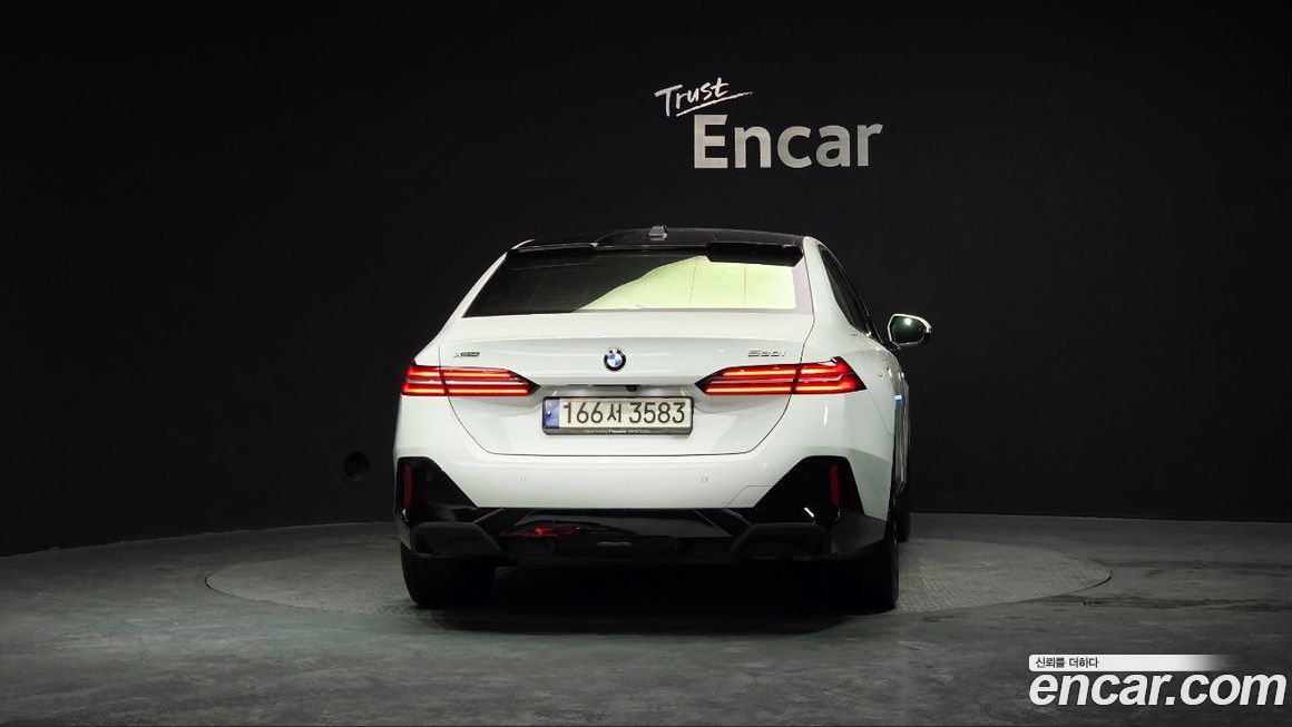 BMW 5-Series 530i xDrive M Sport, 2024