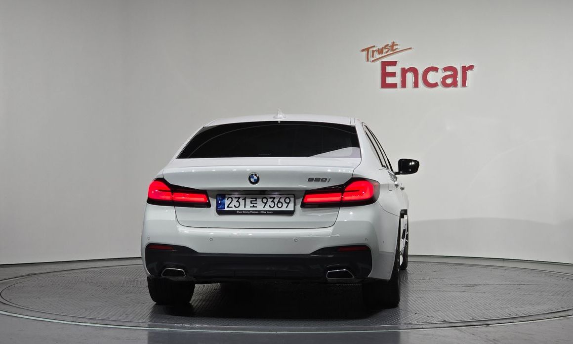 BMW 5-Series 520i M Sport, 2023