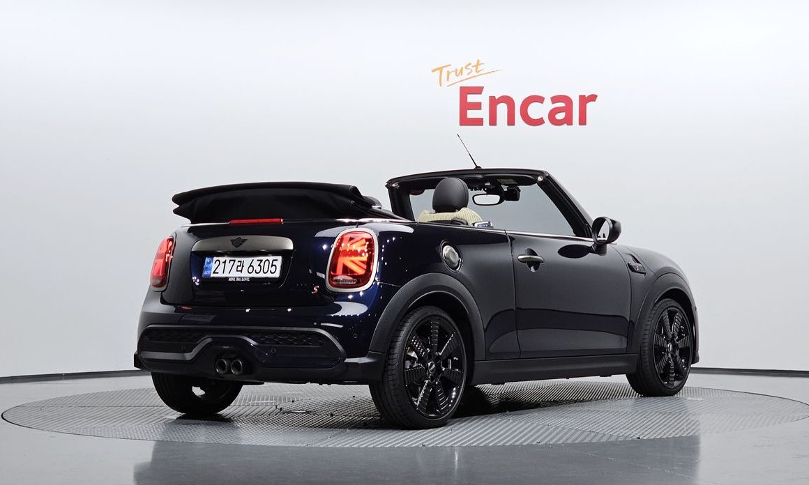 Mini Cooper Convertible Resolute Edition, 2024