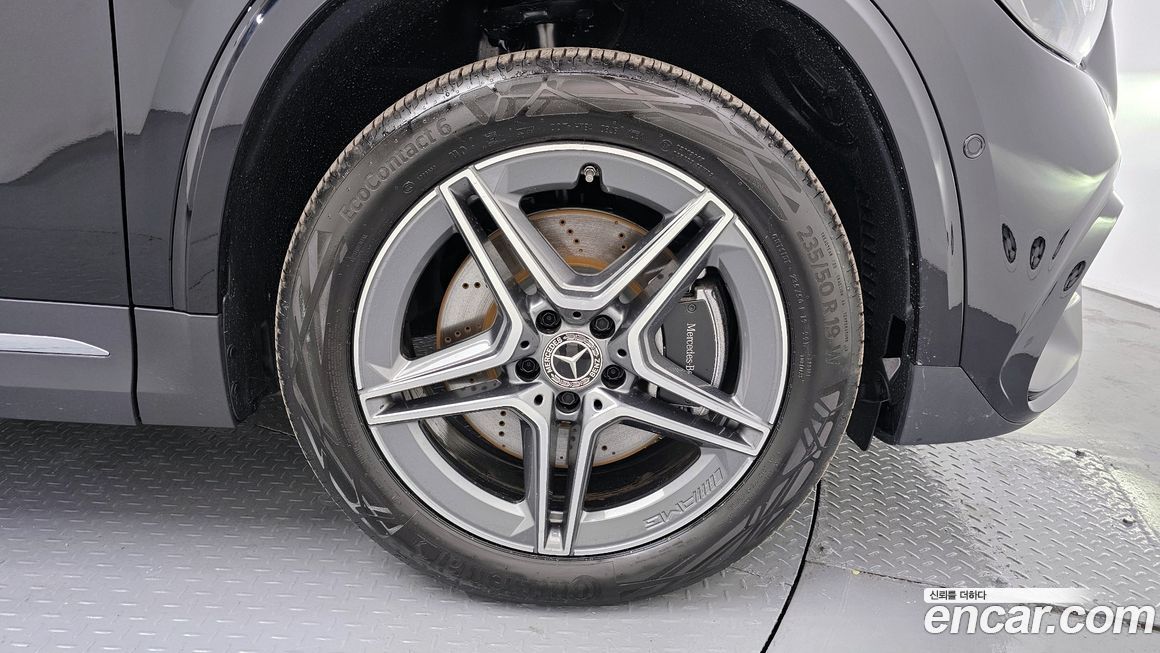 Mercedes-Benz GLA-Class GLA250 4MATIC, 2025