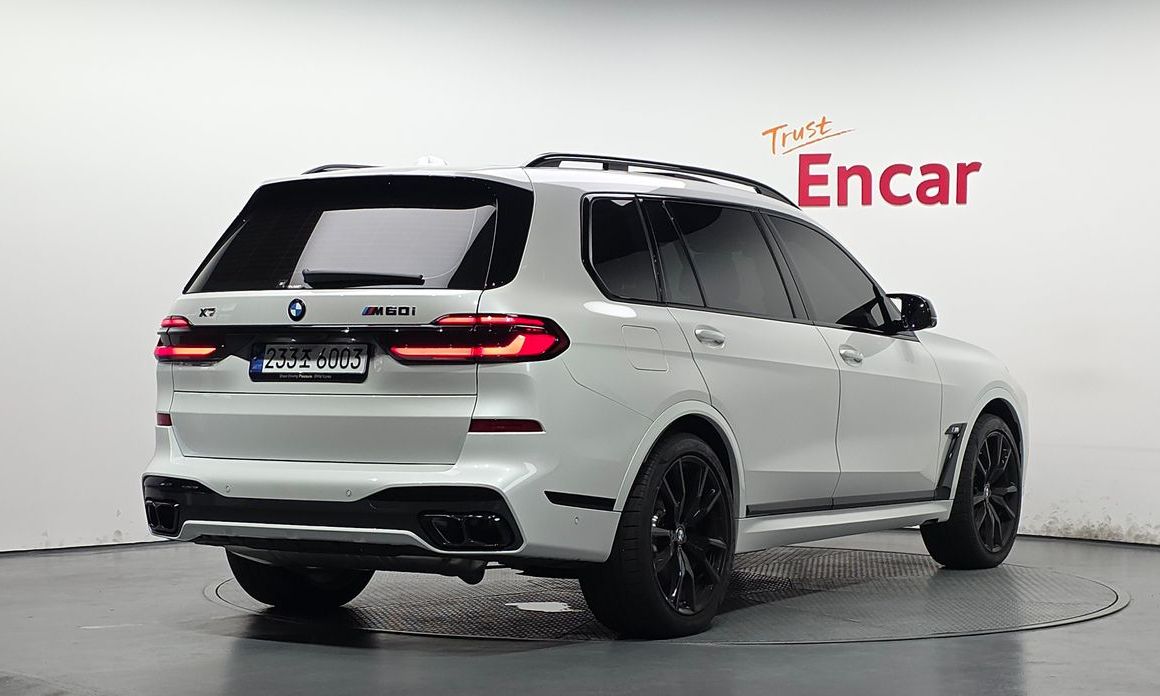 BMW X7 M60i xDrive M sport 6STR, 2025