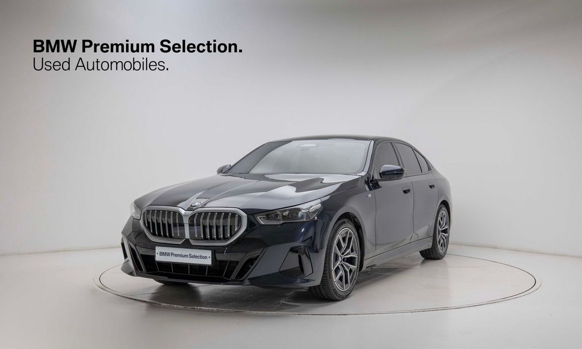 BMW 5-Series 520i M Sport, 2024