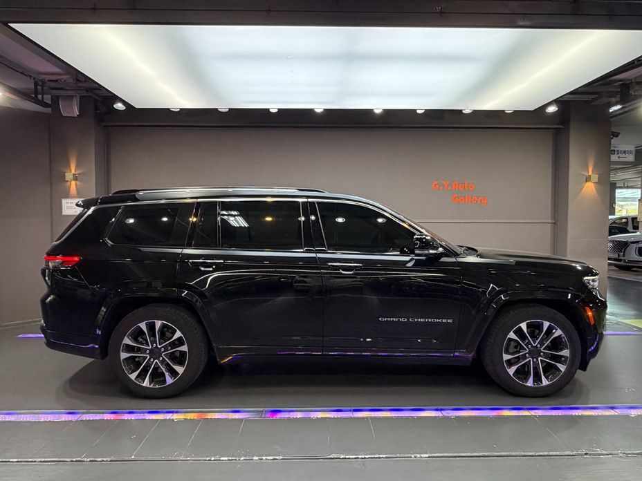 Jeep Cherokee L 3.6 Overland, 2022