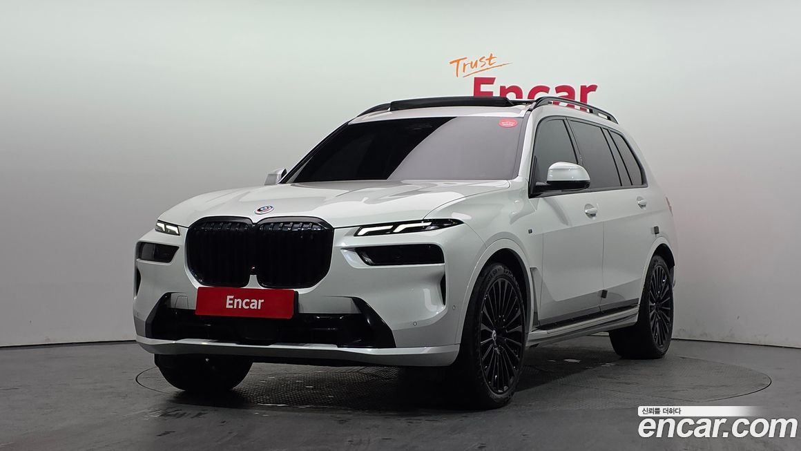 BMW X7 xDrive 40i Design Pure Excellence 7-Seater, 2024