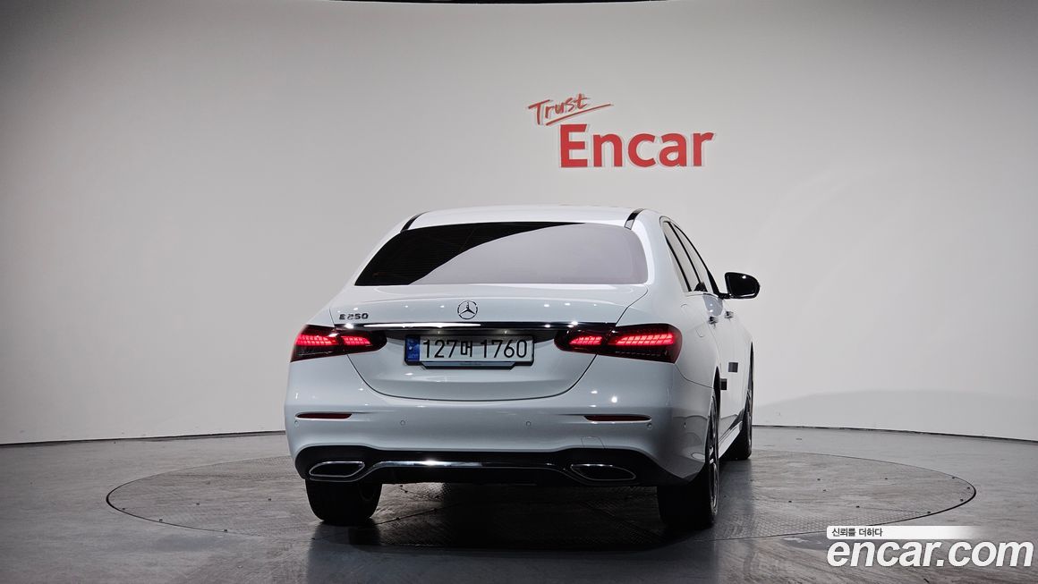 Mercedes-Benz E-Class E250 AMG Line, 2023