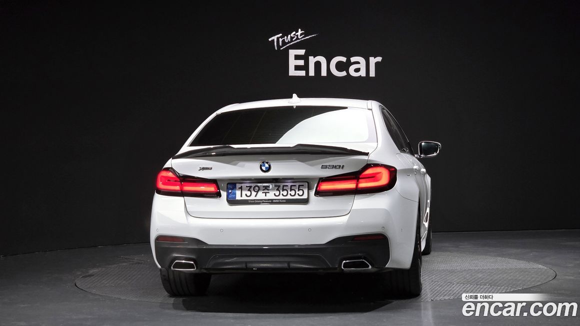 BMW 5-Series 530i M Sport Package, 2022