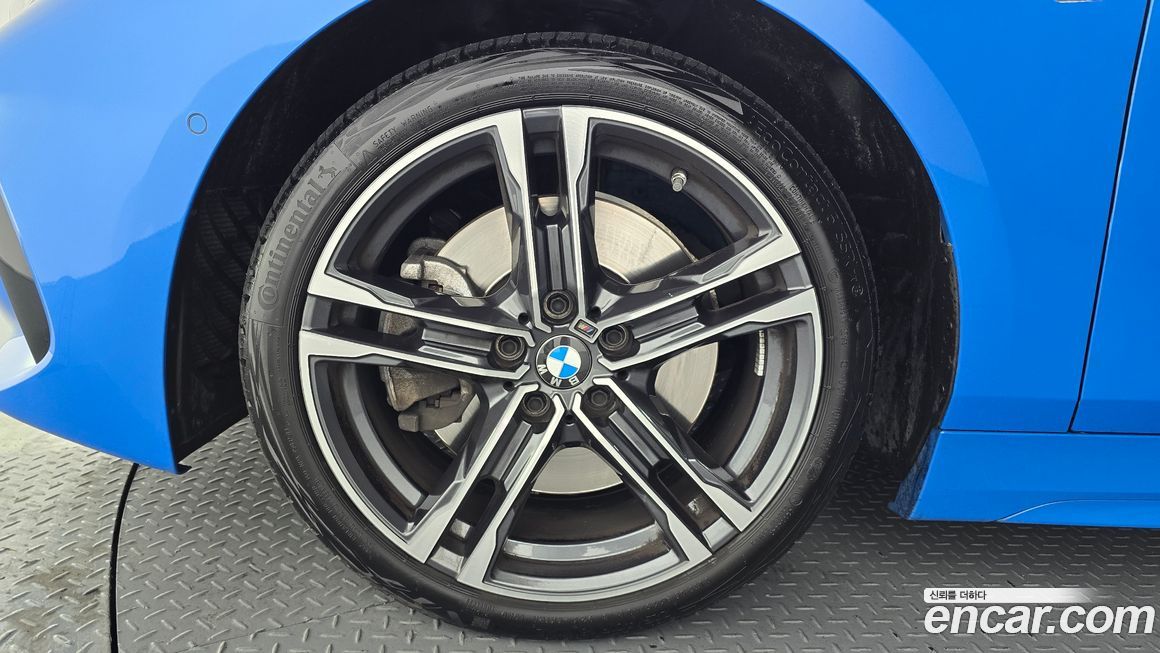 BMW 1-Series 120i M Sports, 2023