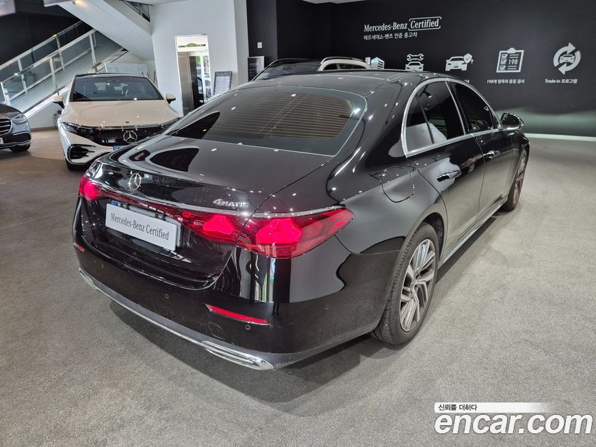 Mercedes-Benz E-Class E220d 4MATIC Exclusive, 2025