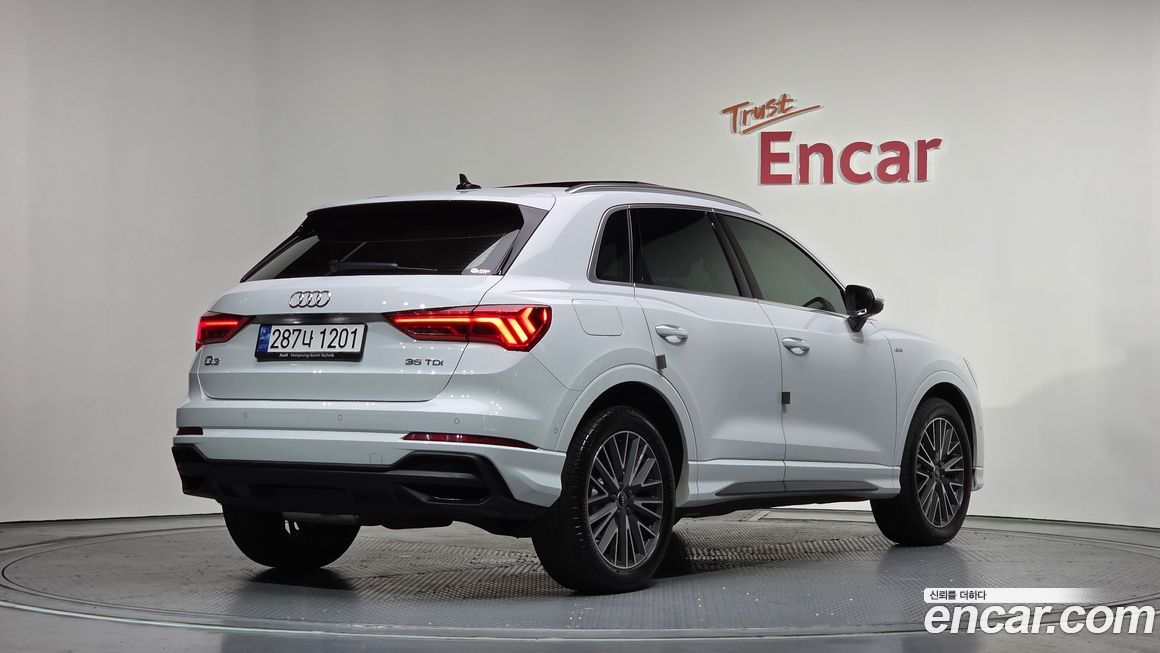 Audi Q3 35 TDI Premium, 2023