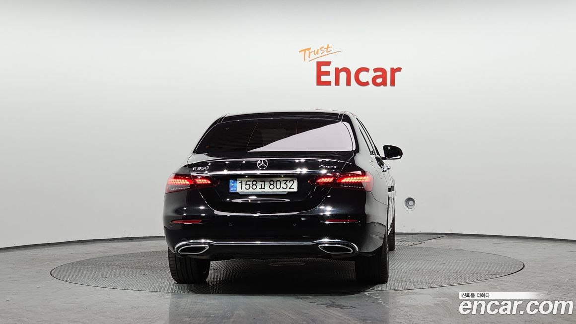 Mercedes-Benz E-Class E350 4MATIC Exclusive, 2023