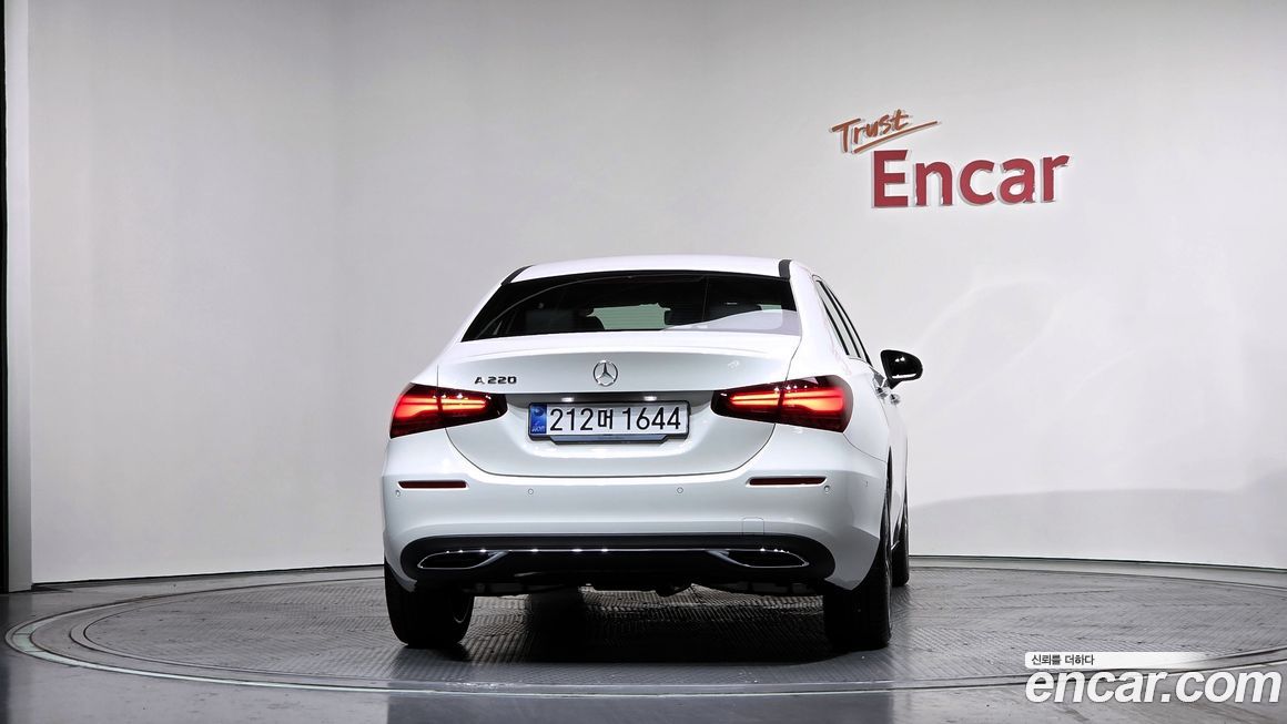 Mercedes-Benz A-Class A220 Sedan, 2025