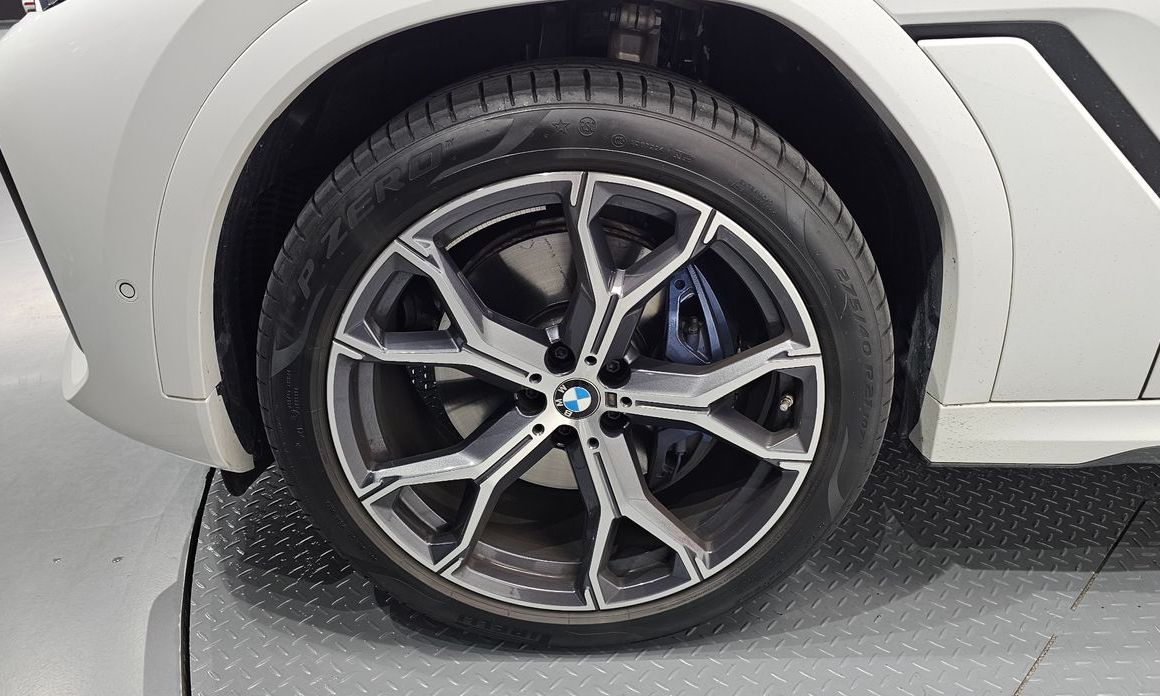 BMW X6 xDrive40i M Sport, 2023