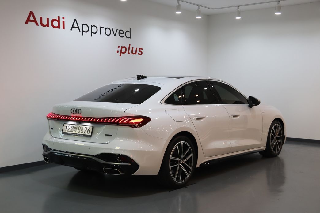 Audi A5 40 TFSI Quattro S Line, 2025