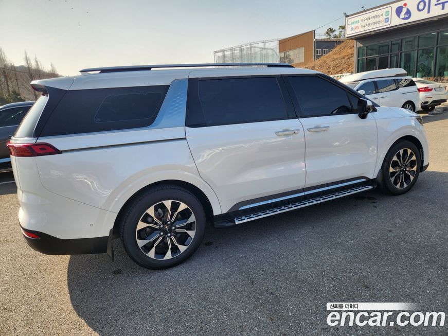 Kia Carnival 9-Seater Signature, 2022