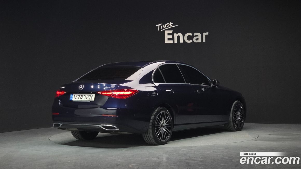 Mercedes-Benz C-Class C200 4MATIC Avantgarde, 2022