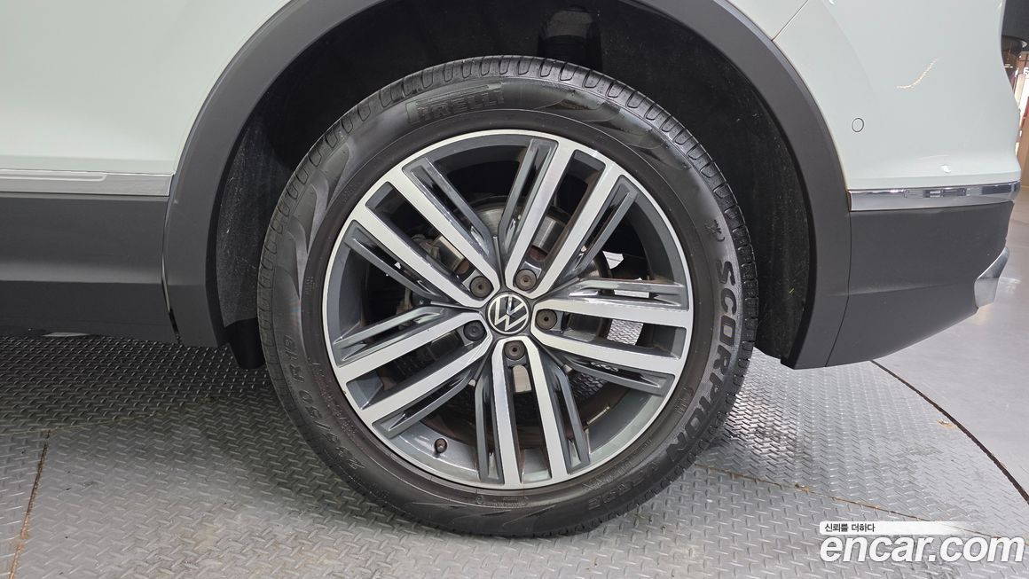 Volkswagen Tiguan 2.0 TDI Prestige, 2022