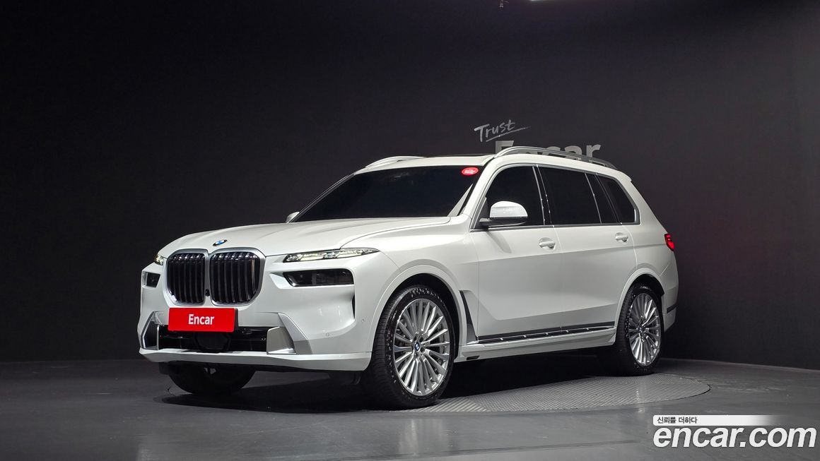 BMW X7 xDrive 40i Design Pure Excellence 7-Seater, 2025