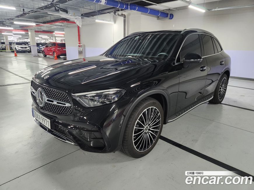 Mercedes-Benz GLC-Class GLC300 4MATIC AMG Line, 2025