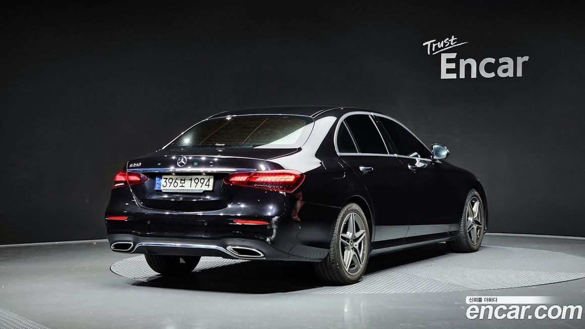 Mercedes-Benz E-Class E250 AMG Line, 2023