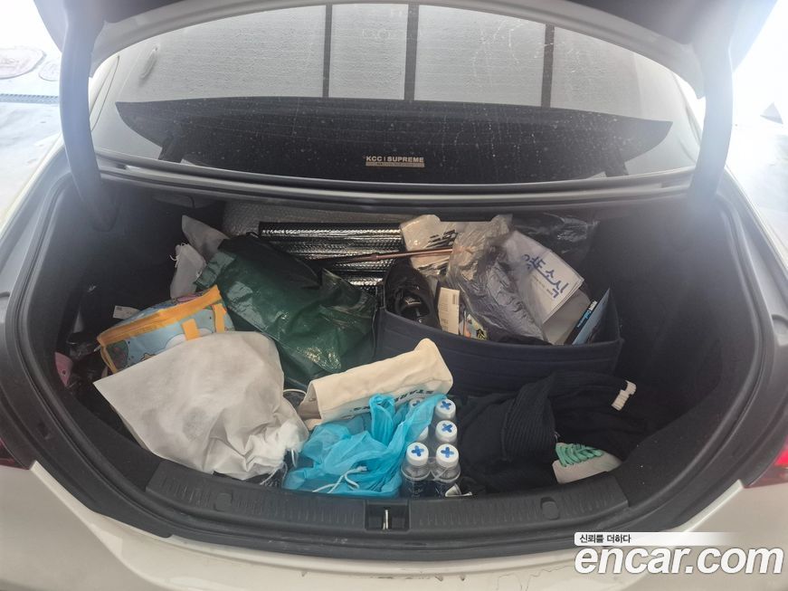 Mercedes-Benz E-Class E250 AMG Line, 2023