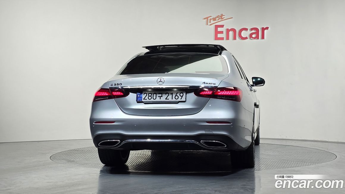 Mercedes-Benz E-Class E350 4MATIC AMG Line, 2022