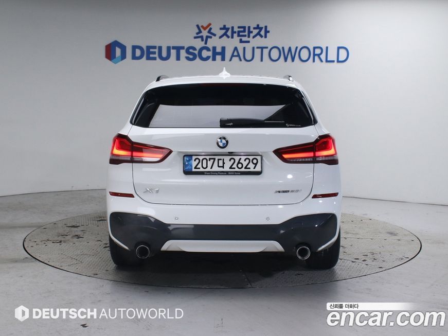 BMW X1 xDrive 20i M Sport, 2022