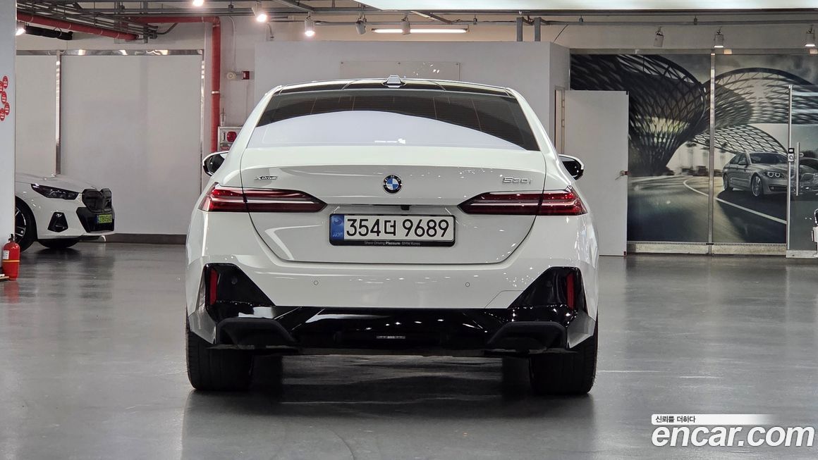 BMW 5-Series 530i xDrive M Sport, 2025