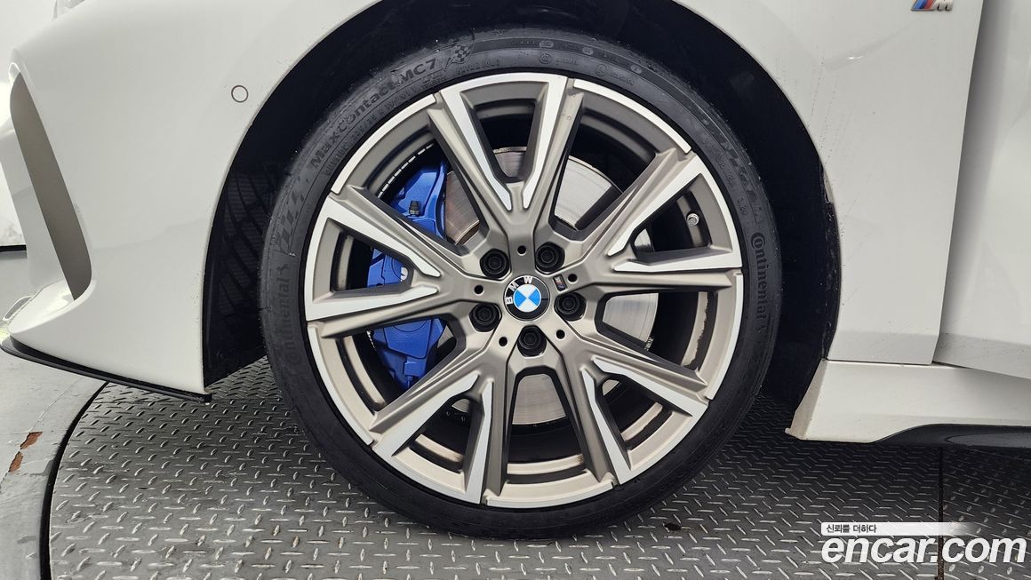 BMW 1-Series M135i xDrive, 2024