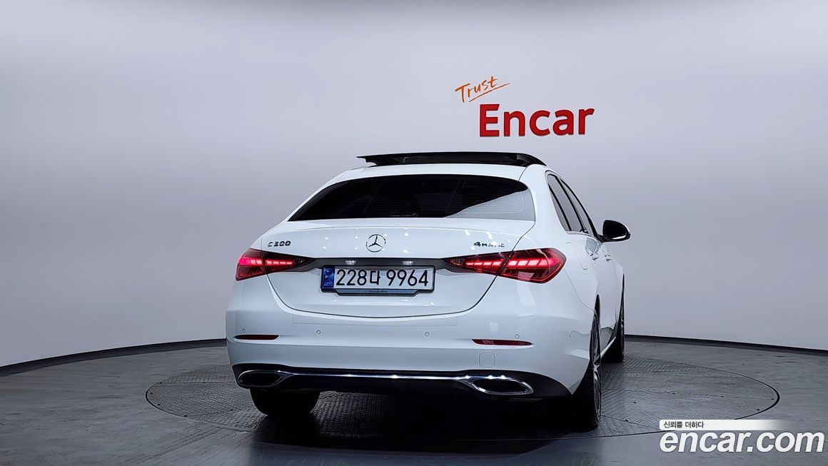 Mercedes-Benz C-Class C300 4MATIC Avantgarde, 2024