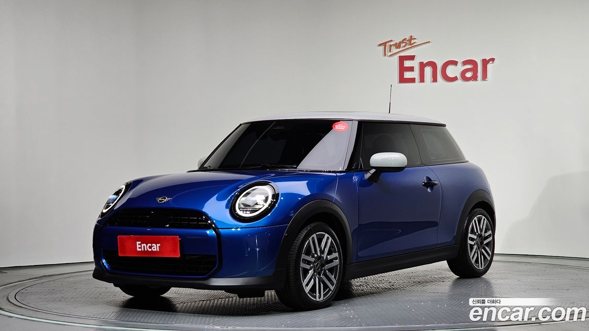 Mini Cooper Classic, 2025